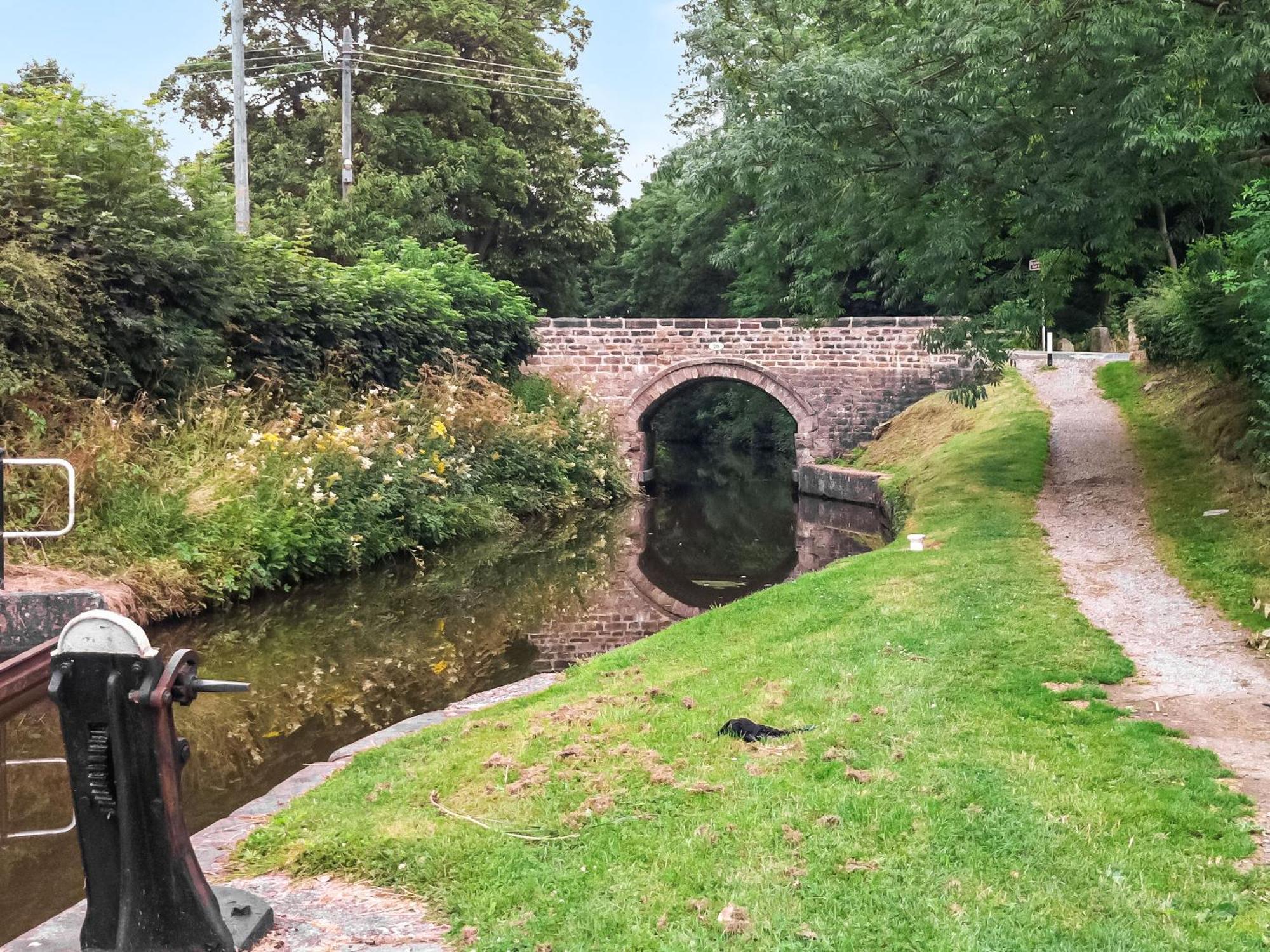 Serenity- Uk38551 Endon Bagian luar foto
